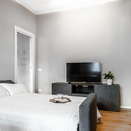Апартаменти Joivy Charming Flat With Desk Мілан Екстер'єр фото