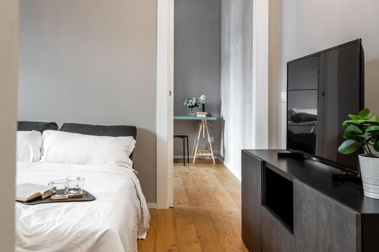 Апартаменти Joivy Charming Flat With Desk Мілан Екстер'єр фото