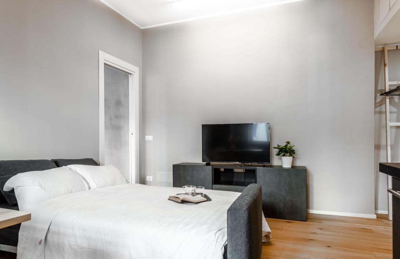 Апартаменти Joivy Charming Flat With Desk Мілан Екстер'єр фото